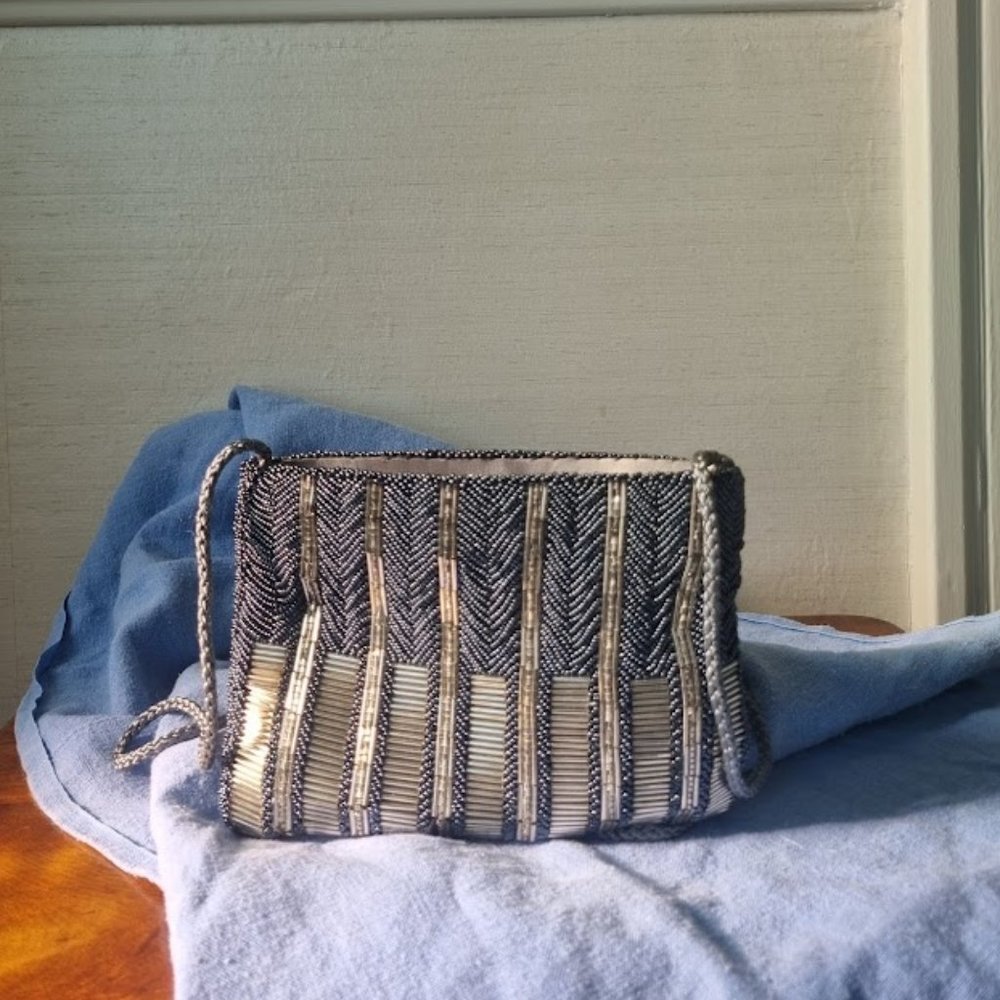 Artel Vintage Hand Beaded Evening Purse. Made In Hong Kong. Metallic Blue/silver
